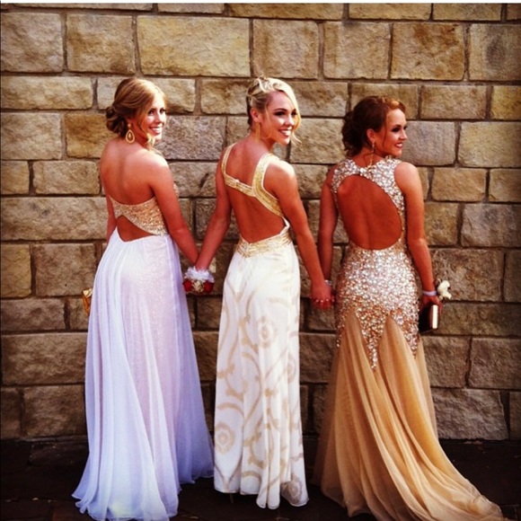 PROM DRESS - Picture 2 of 3